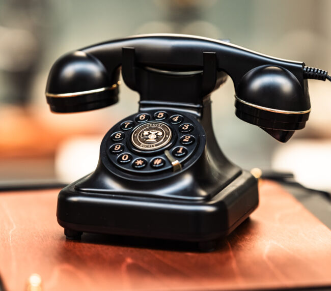 Schwarzes Telefon als Audio-Gästebuch